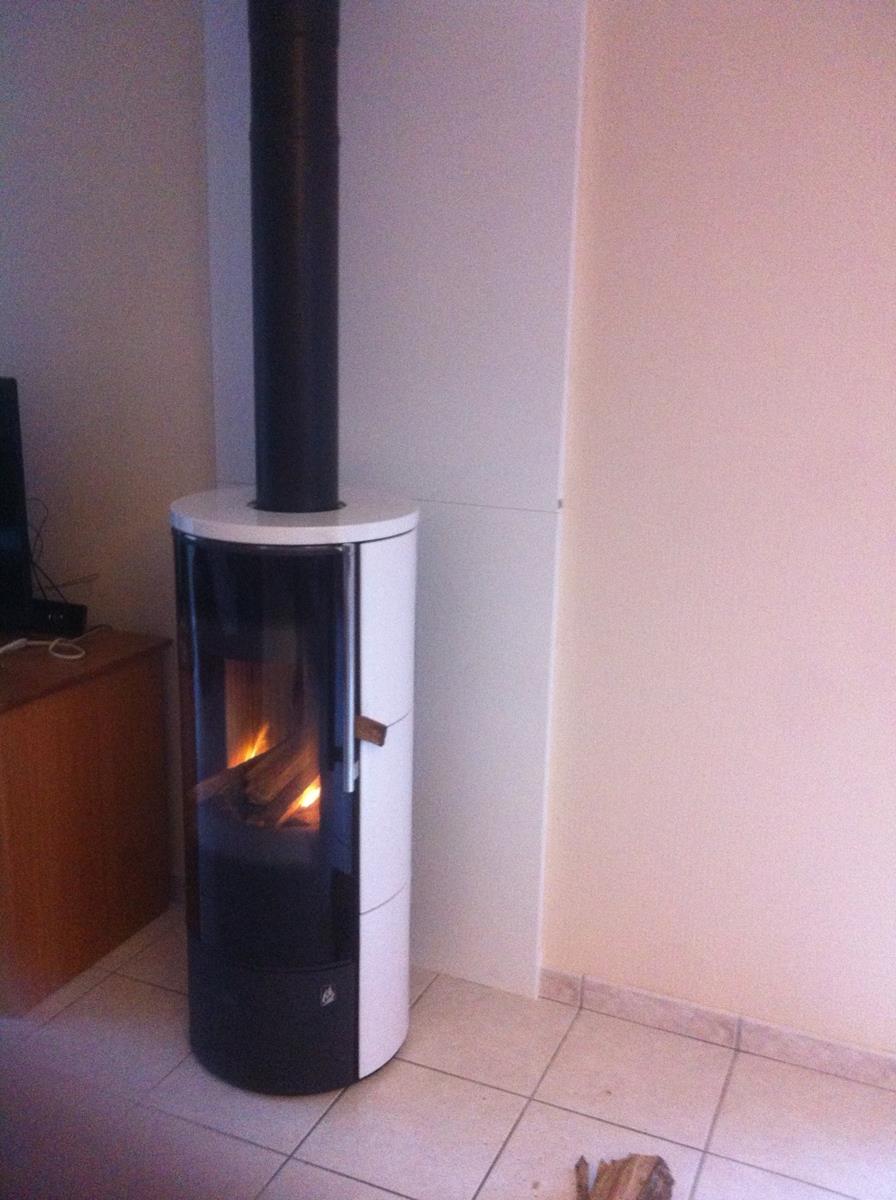 Installation d'un poêle à bois ROMOTOP Irun  vue 5.jpg